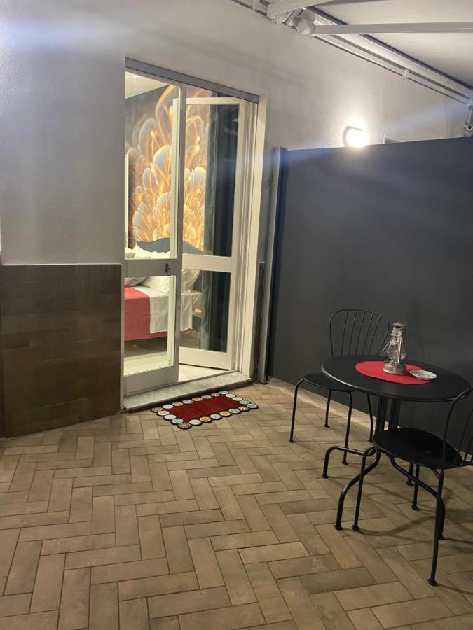 Terrazza Annunziata Hotel Наполи Екстериор снимка