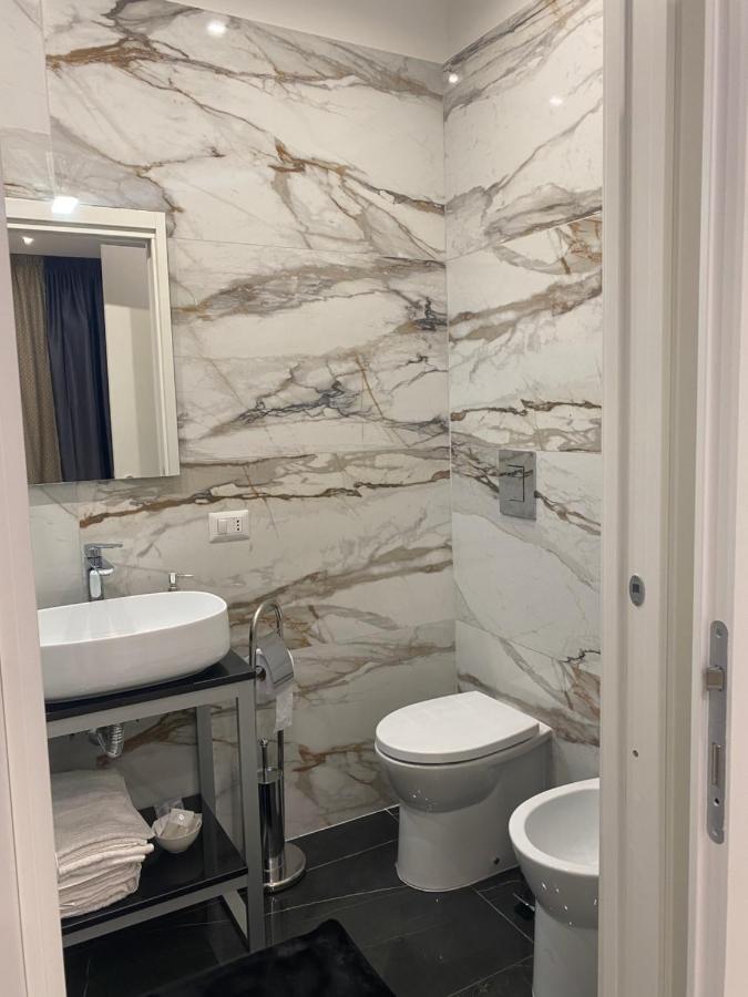 Terrazza Annunziata Hotel Наполи Екстериор снимка