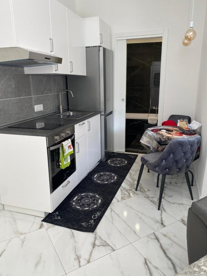 Terrazza Annunziata Hotel Наполи Екстериор снимка