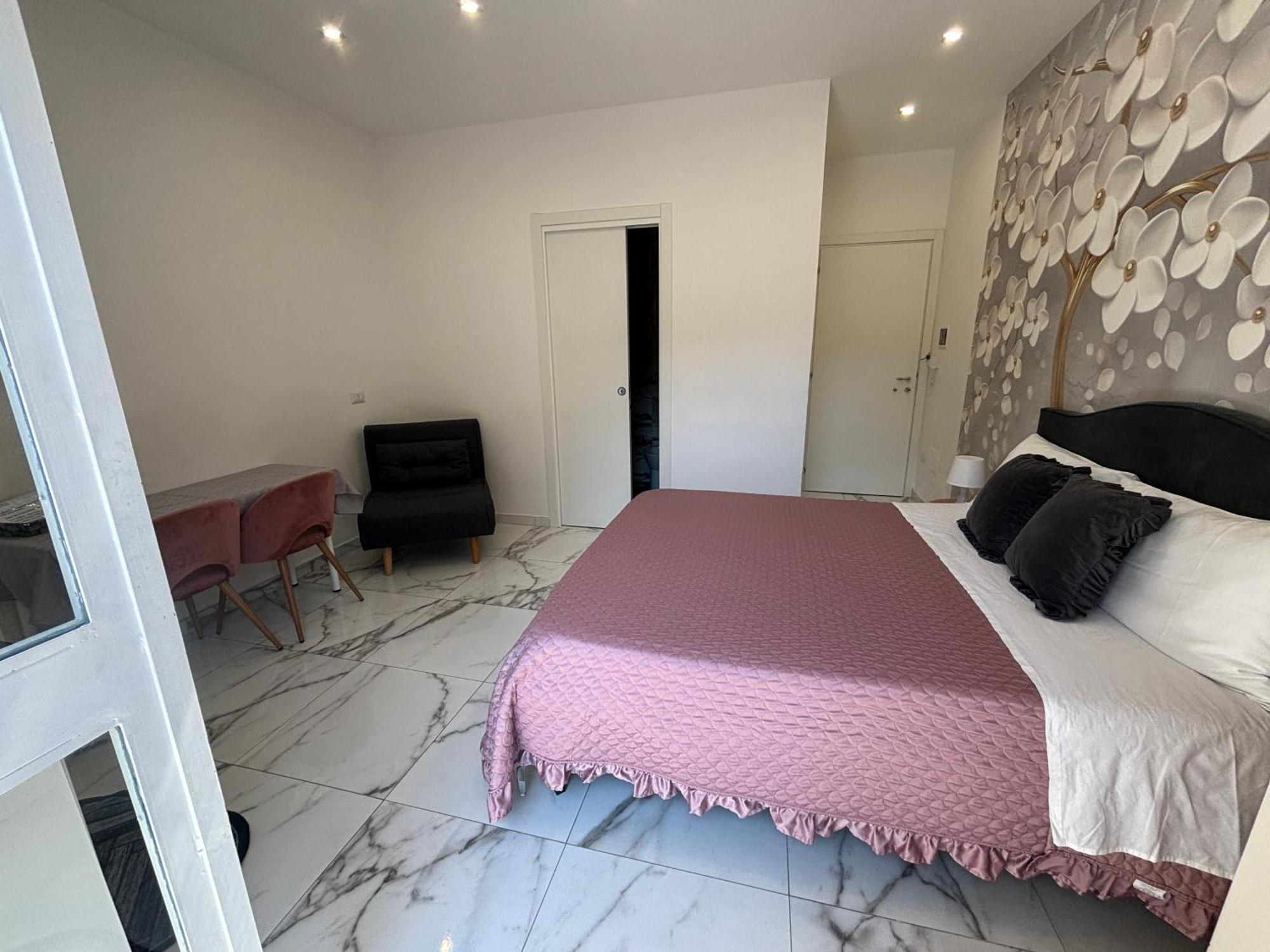 Terrazza Annunziata Hotel Наполи Екстериор снимка