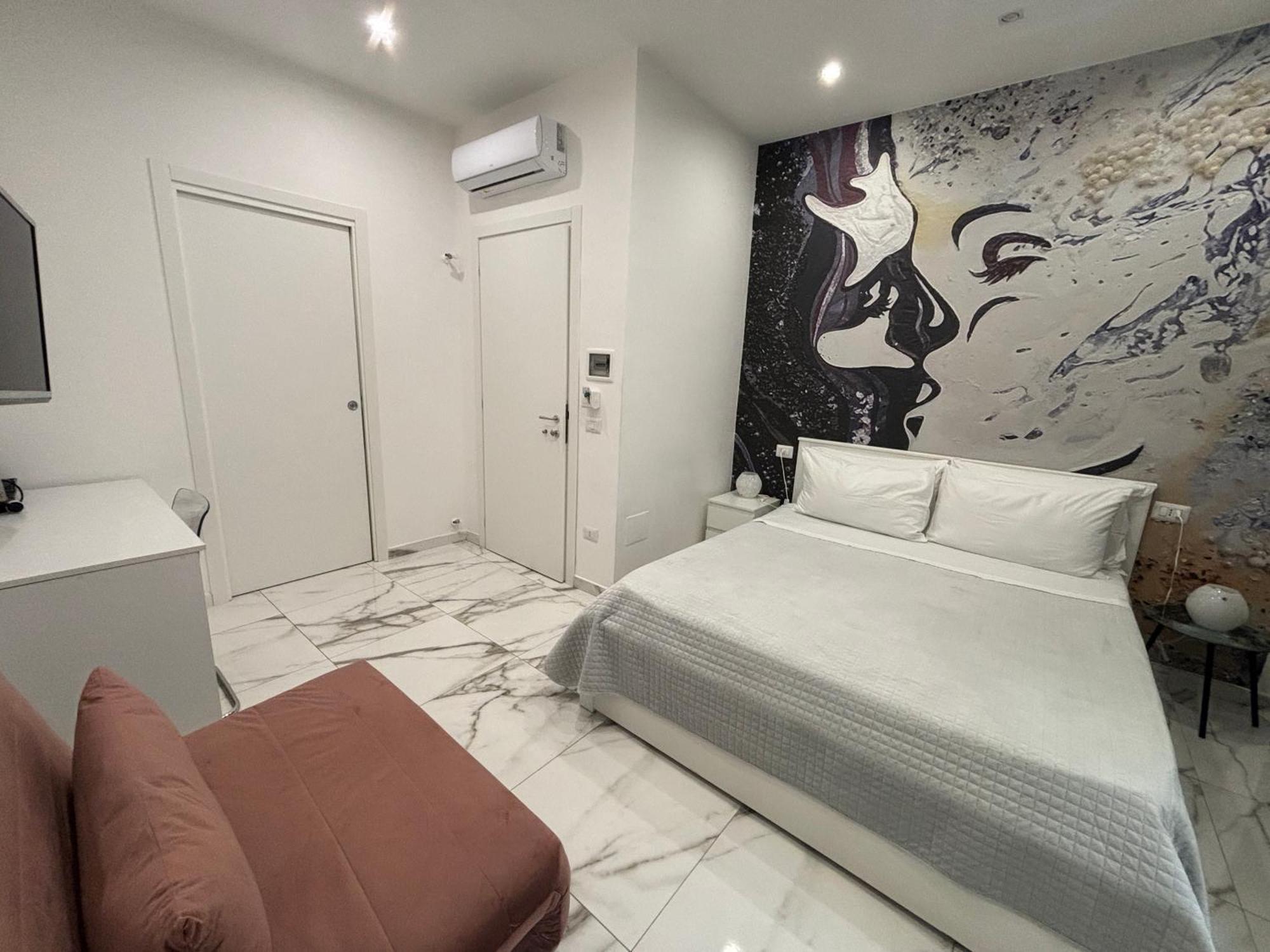 Terrazza Annunziata Hotel Наполи Екстериор снимка
