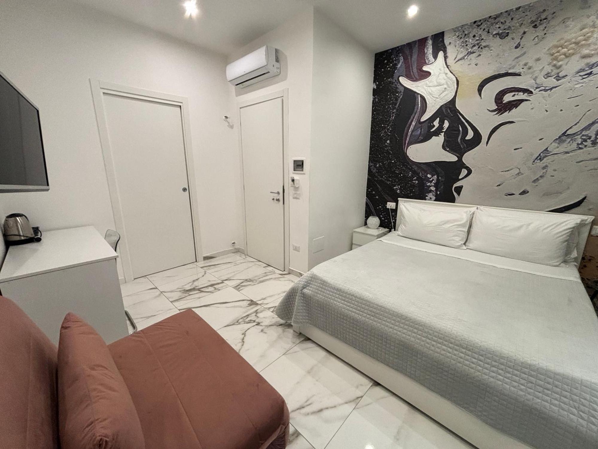 Terrazza Annunziata Hotel Наполи Екстериор снимка